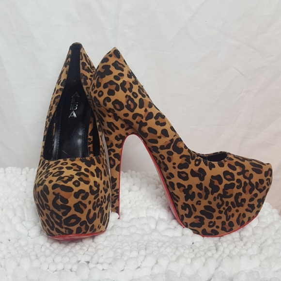 Alba Leopard Print Heels Pumps SZ 7.5 Blk Tan - Picture 2 of 5